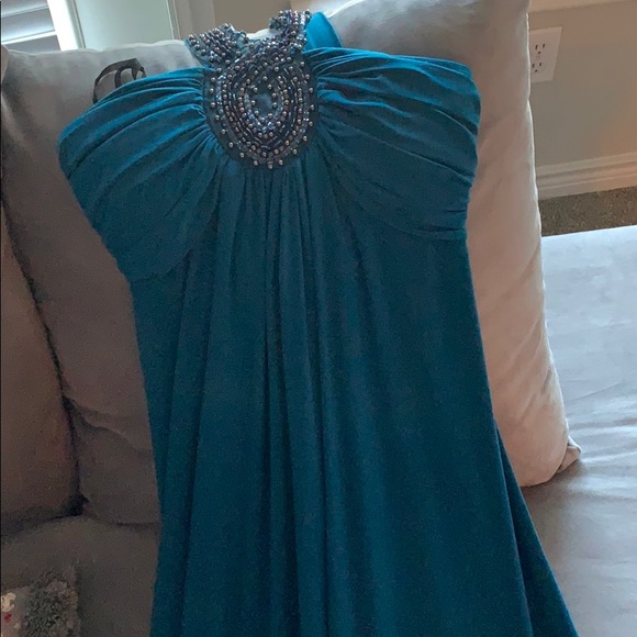 Beautiful turquoise dress - Picture 2 of 4